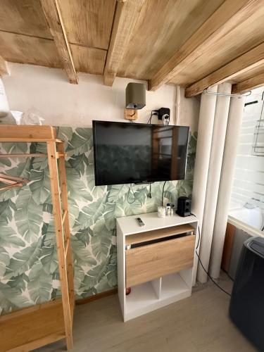 partie d appartement, independant avec cuisine à partager