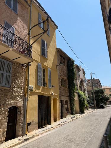 La Suite Safranier - Au cœur du Vieil Antibes
