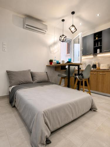 45sqm , Center , 20m Tsimiski Str , 65'' tv , Netfix , Optical Fiber - Opposite HELEXPO