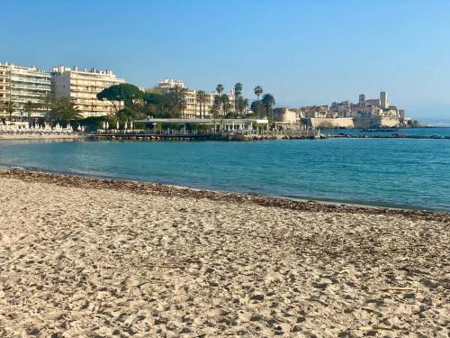 Les Reflets d Azur et les pieds dans l'eau photo 25