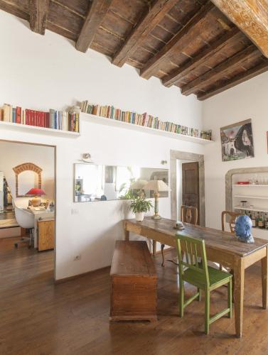 LUXURY APT in the CITY CENTER