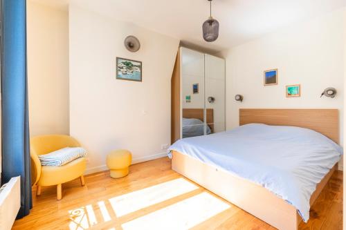 Eiffel Tower family apartment