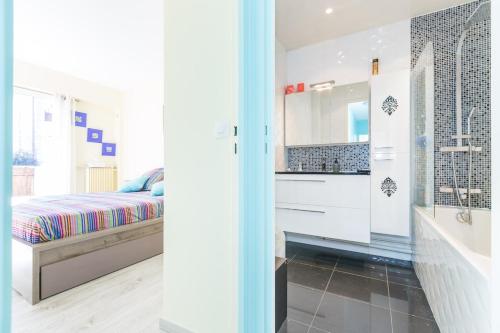 Charming 1 bedroom apartment in Montmartre