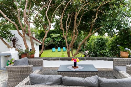 city center, 200 meters to marina, walk to everything, private yard and garden