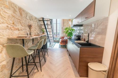 Downtown duplex, Clim, 15 min walk to the sea