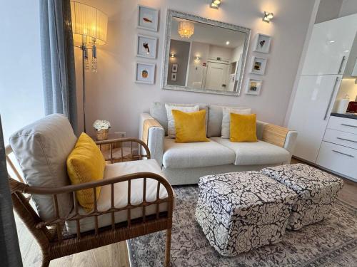 Heart of Bairro Alto Central Apartment with AC