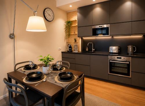 A Casa di Cleo Urban Chic and Comfort