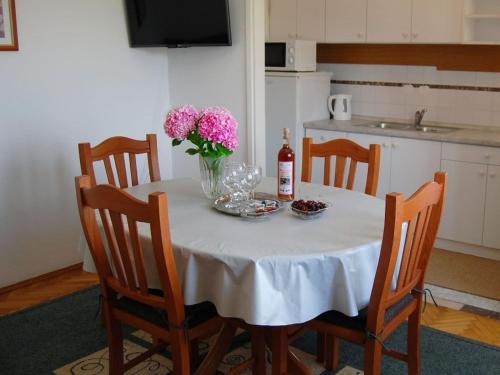 Apartments Darija Supetar - Superior Two Bedroom Apartment with Terrace