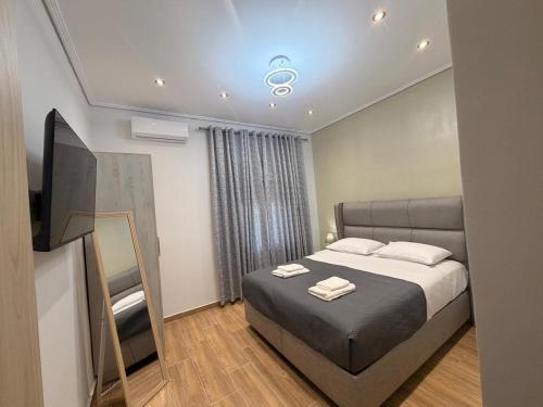 Aggelos Room 6