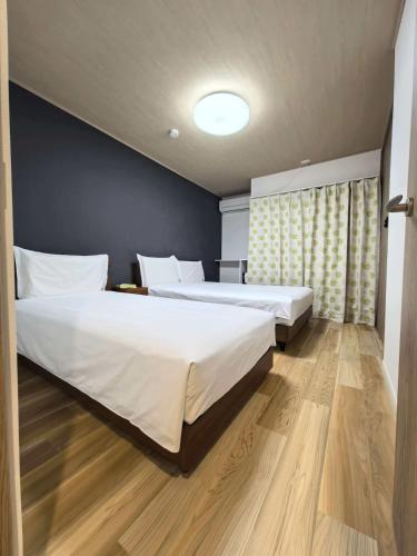 Yuraku 2 USJ 5 minutes Nishikujo Station 5 minutes on foot Entire house for private use Two toilets Maximum 7 people Direct access to Umeda and Osaka in 4 minutes Kansai Airport