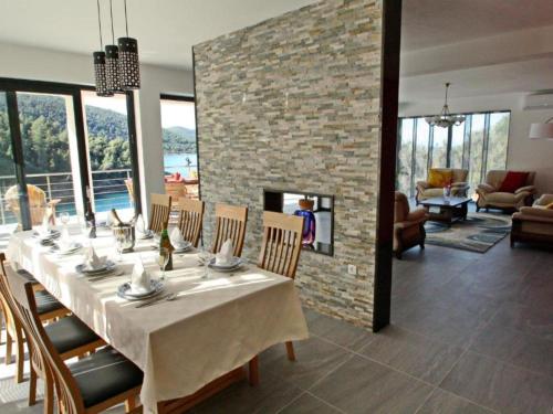 Beachfront Luxury Villa with Private Pool and Stunning Sea Views