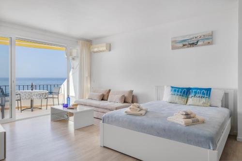 Stylish Marbella Studio