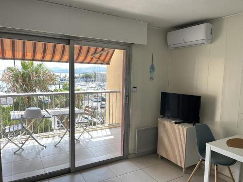 Le Capitole B 302, studio 26m2, clim, 2 adultes 2 enfants