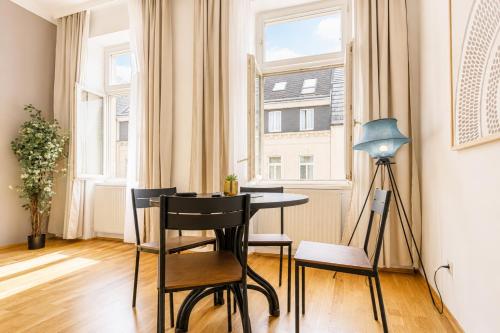 Comfortable 2BR Apt Next to Vienna Vibrant Center