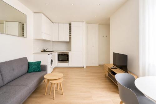 Elegant and Chic Central Paris - Near Top Sights