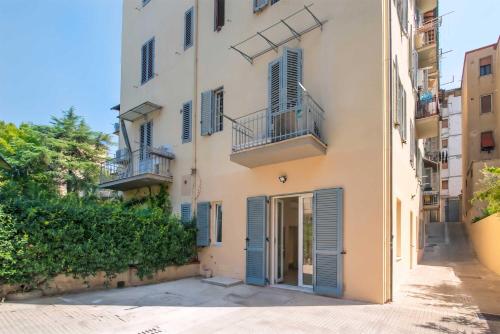 Fortezza Courtyard