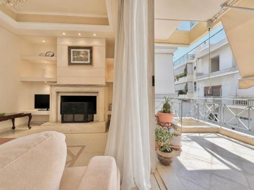 The Athens Manor - 2BR Home in Ilioupoli by ΜΡS