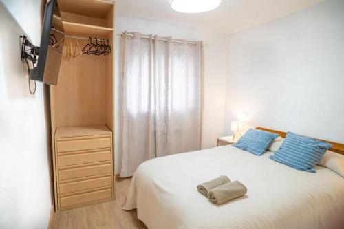 Room Paseo del Prado with garden near IFEMA