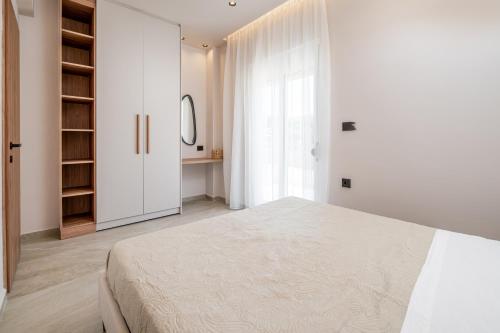 Christina's Luxury Apartment