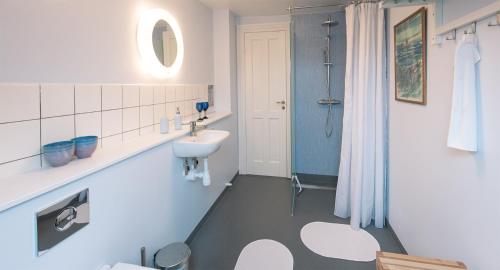 Et badeværelse på Foldenhus Ferieboliger og B&B