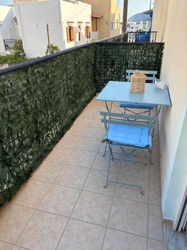 Dinas family apartment in Chora Naxos