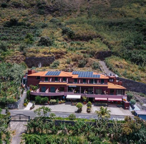 Gallery image of Villa Amore Accommodation in Paul do Mar