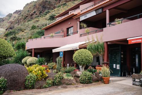 Gallery image of Villa Amore Accommodation in Paul do Mar