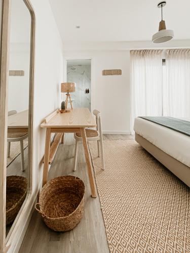 Central Faro Apartment with Private Terrace
