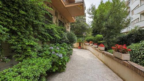 EUR Suites by Rentbeat