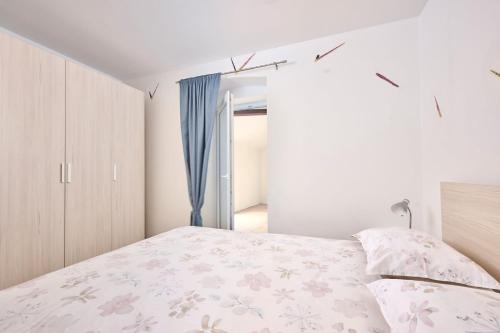 Apartments by the sea Umag - 27268