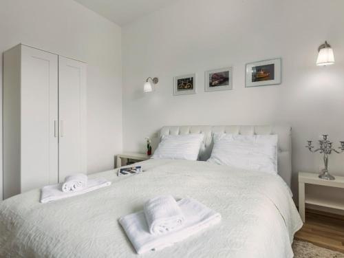 Standard One Bedroom Apartment with Sea View