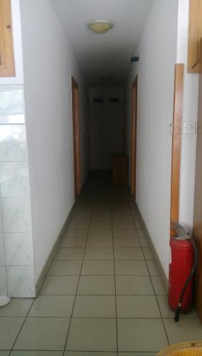 HadžićiにあるSOBE I APARTMANI HADZICI RENT rooms apartmentsのギャラリーの写真
