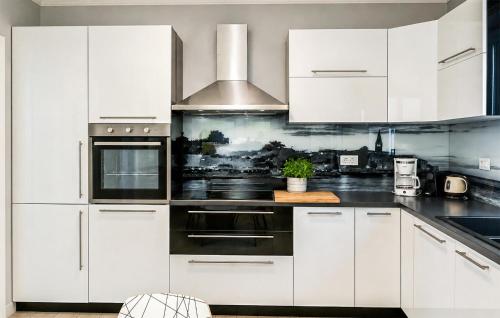 Stunning Home In Porec
