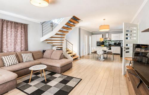 Stunning Home In Porec