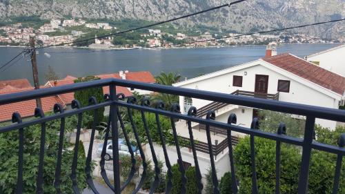 Gambar di galeri bagi Apartments Darko Kitic di Kotor
