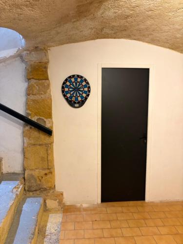 Loft duplex Rez-de-chaussée sous sol 100m2 climatisé centre historique Aix-en-Provence