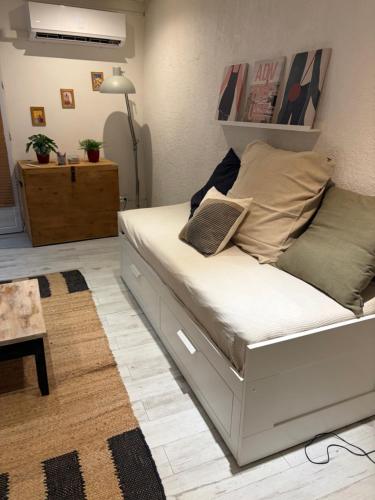 Loft duplex Rez-de-chaussée sous sol 100m2 climatisé centre historique Aix-en-Provence