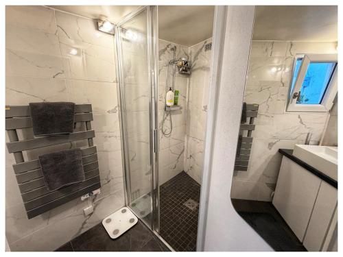 Duplex AC, open terrasse, Paris center