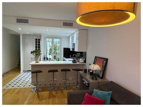 Duplex AC, open terrasse, Paris center