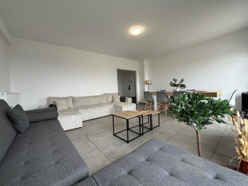 Le Podium - 8pers - Circuit - Maison Reve Excellence