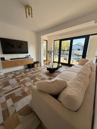 Casa Estilo Deco - Luxury Villa with Saltwater Pool