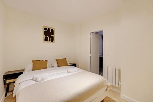 Beautiful 50 m2 in Paris 17th - Very nice neighborhood