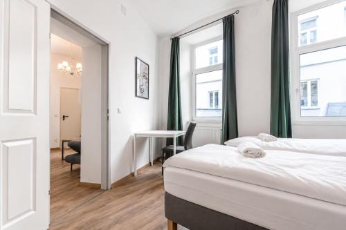 Westbahnhof Kingbed 1BR Apt with ensuite washer