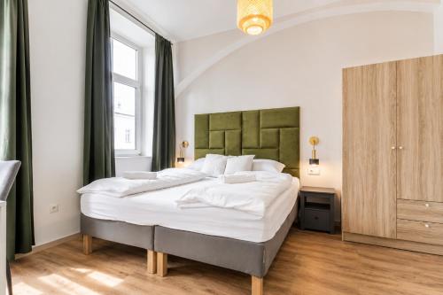 Westbahnhof Kingbed 1BR Apt with ensuite washer