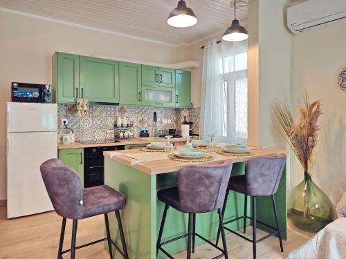 The Emerald Vintage Apartment Mytilene