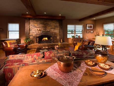 Χώρος καθιστικού στο Niwot Inn & Spa