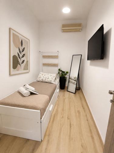 Oasis Pool Flat-near 2 metro stations-