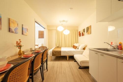 Station 2min walk 2Doublebed 1Sofabed Max 5person Direct USJ 5min Namba 8min