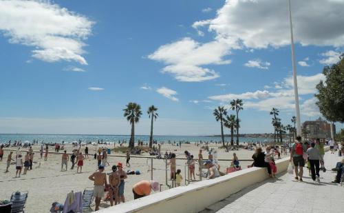 Torrevieja Beachside 3-Bedroom Apartment