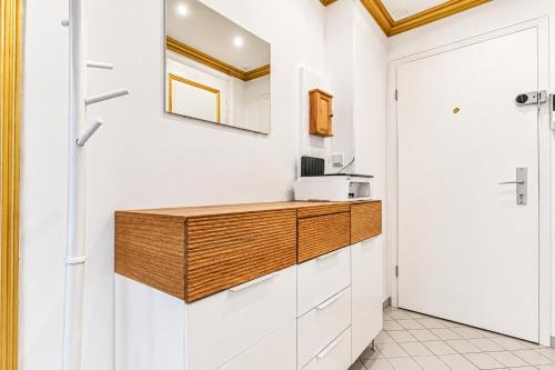 Comfortable Private Rooms Near Landstraße , 15 Min Access